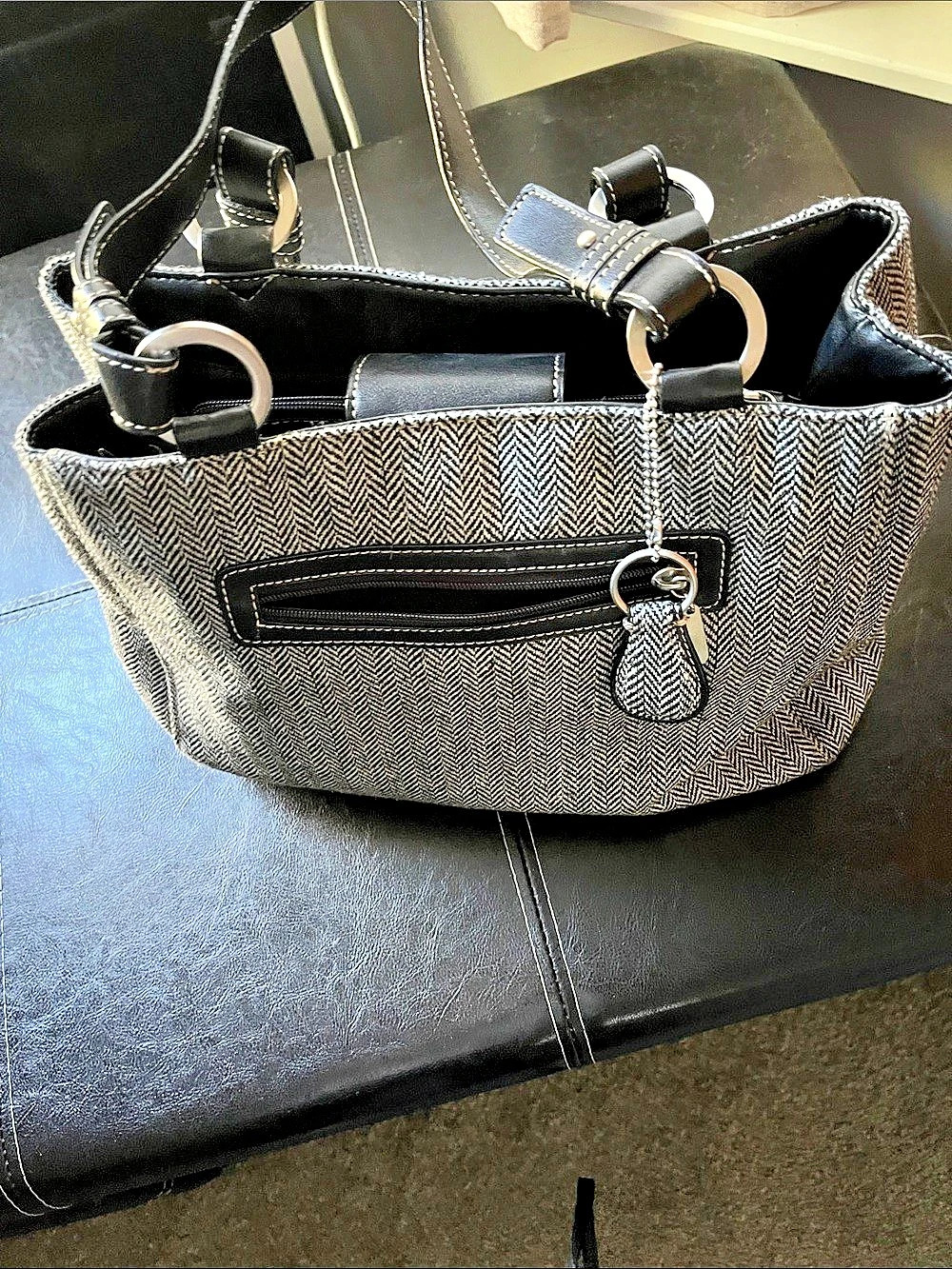 croft & barrow Herringbone Shoulder Bag in Gray & Black Like New